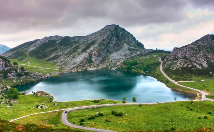 Lagos de covadonga home