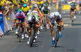 Kittel beats Cavendish in Tour de France