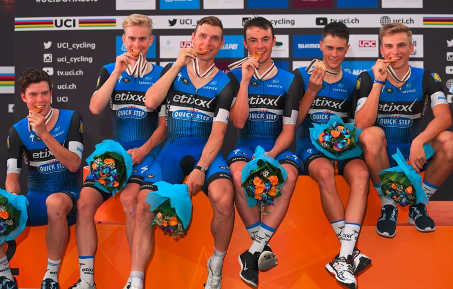 Etixx podium TTT 2016